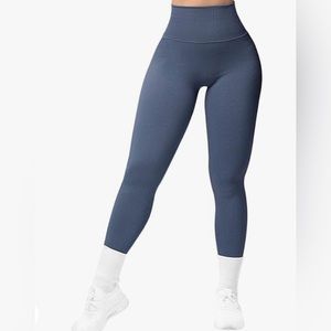 NWT Ribbed High Waist Slim Fit Booty Lifting Leggings